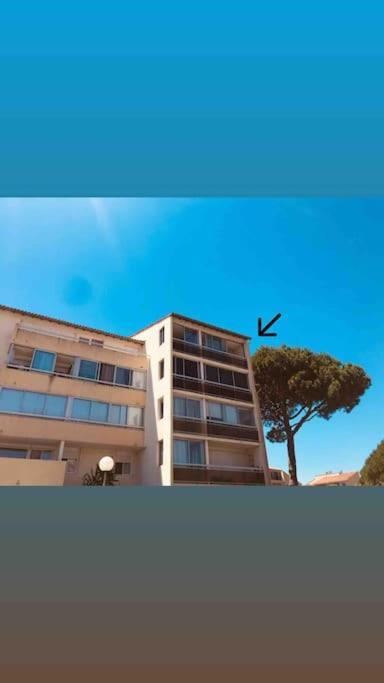 Appartement Vintage 90 M2 Duplex Classe Frejus Bagian luar foto