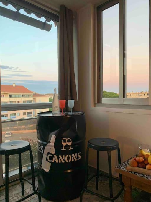 Appartement Vintage 90 M2 Duplex Classe Frejus Bagian luar foto